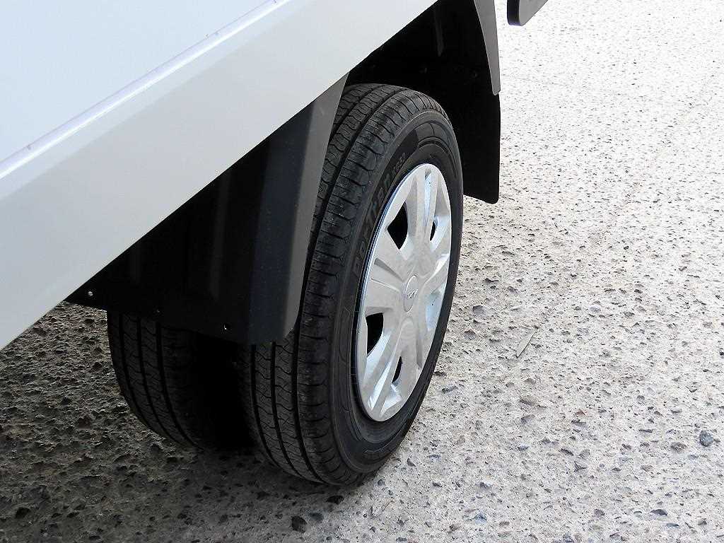 Small Truck Normal Box(High Deck) 2025 Blanco - Importación desde Corea - HF Imports Iquique - Foto 17