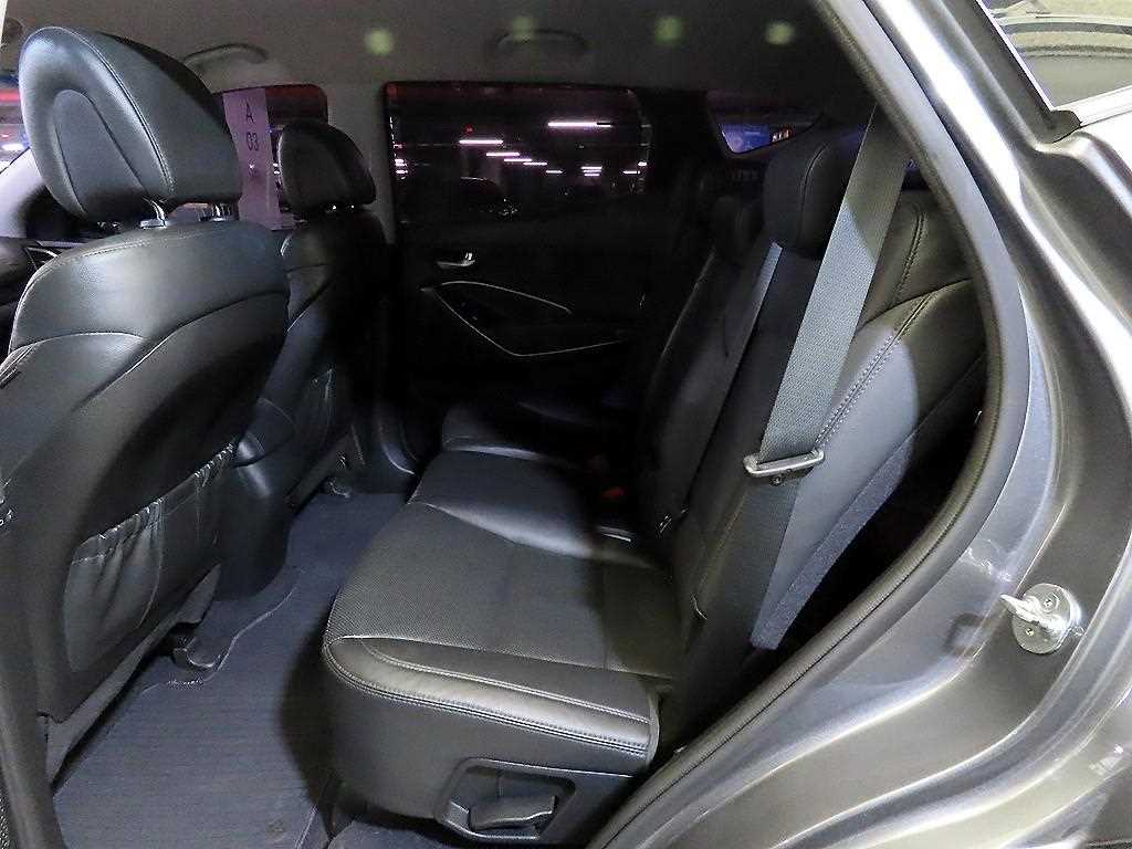 HYUNDAI Santa Fe - Vista 7