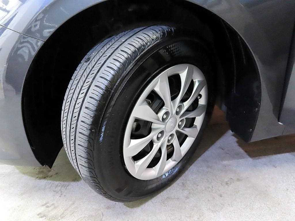 KIA K3 2023 Gris - Importación desde Corea - HF Imports Iquique - Foto 19