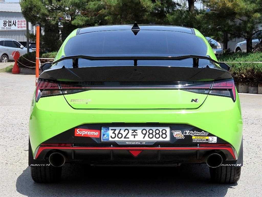HYUNDAI Avante - Vista 4