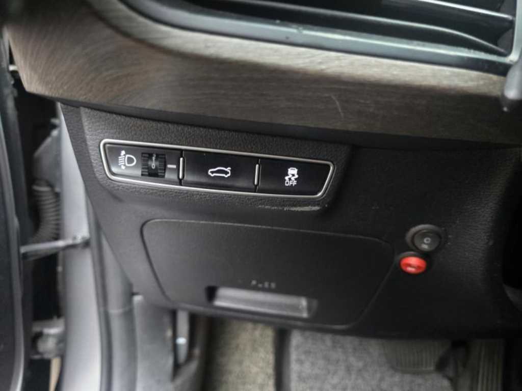 KIA K8 - Vista 9