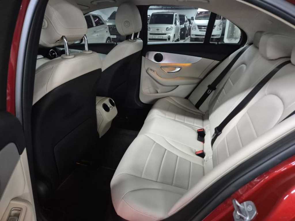 Mercedes Benz C Class - Vista 7