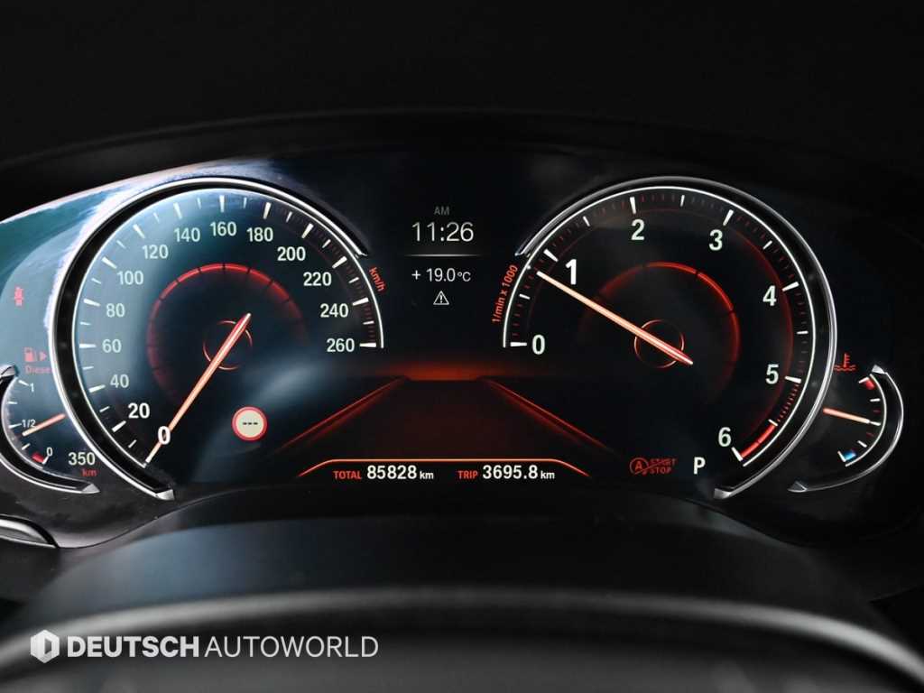BMW 5 Series - Vista 8