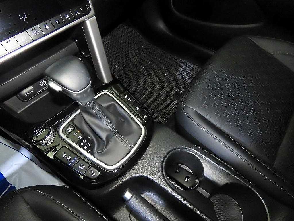 KIA Seltos - Vista 12