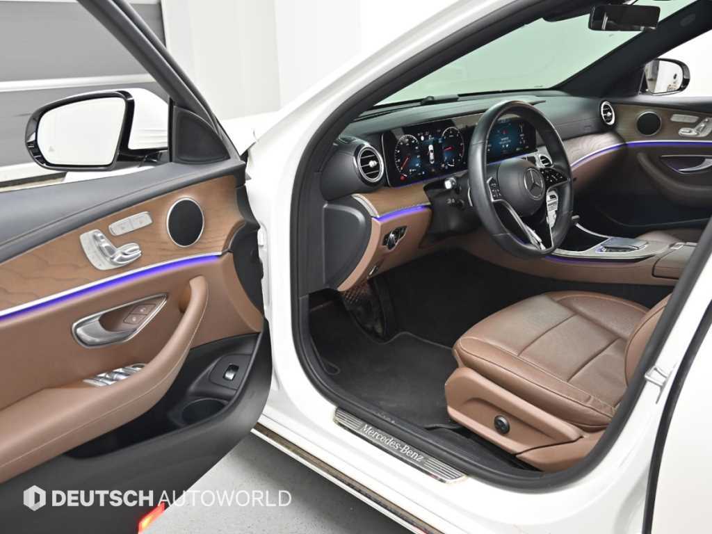 Mercedes Benz E class - Vista 11