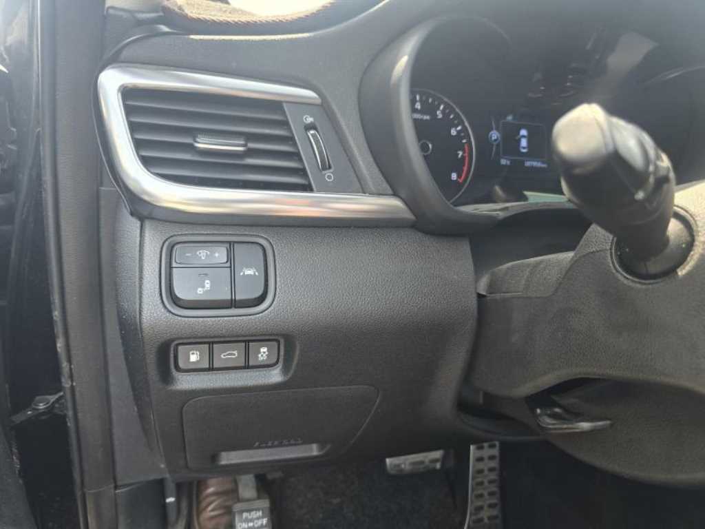 KIA K5 - Vista 7