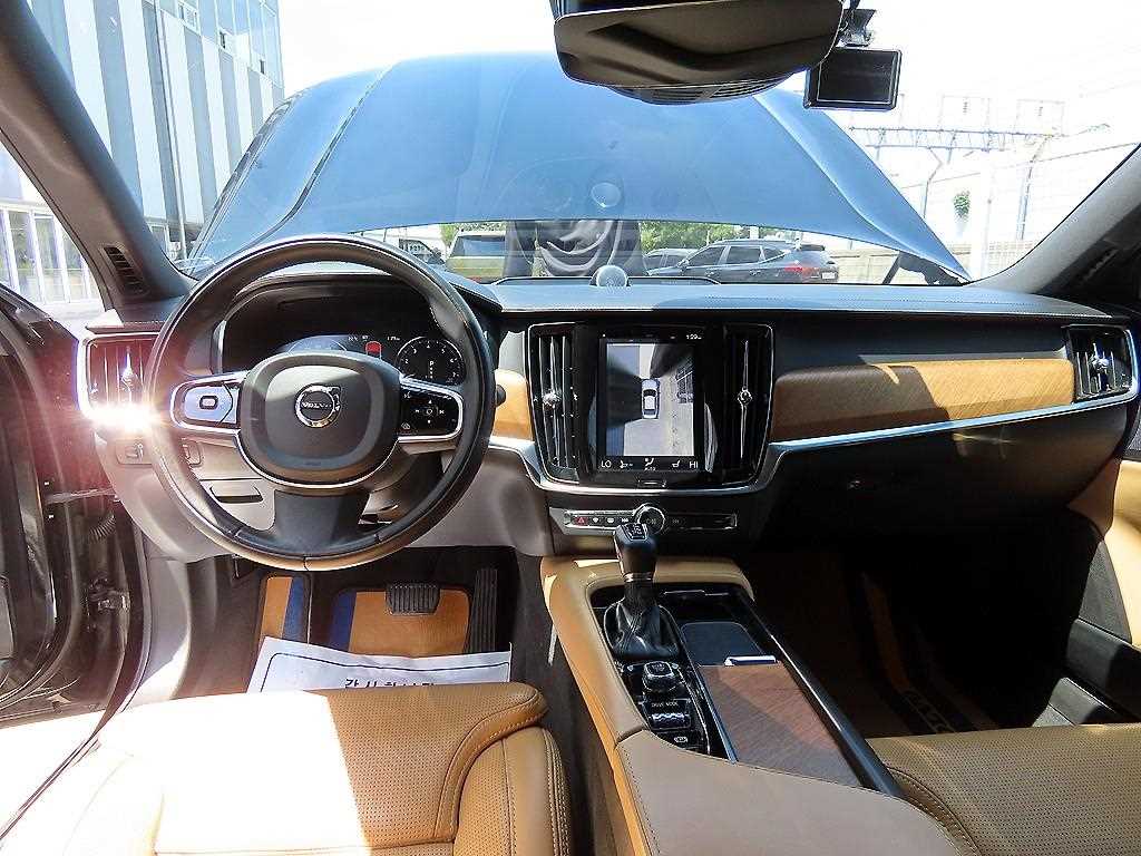 Volvo S90 - Vista 7