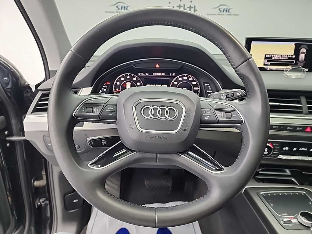 Audi Q7 - Vista 9