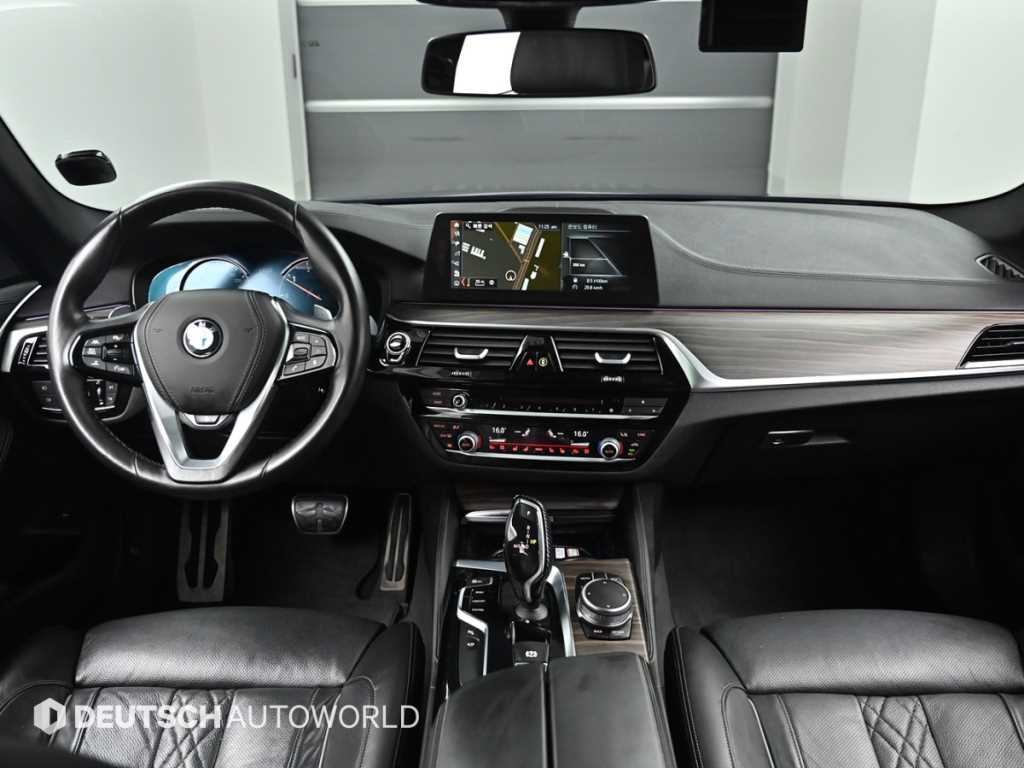 BMW 5 Series - Vista 7