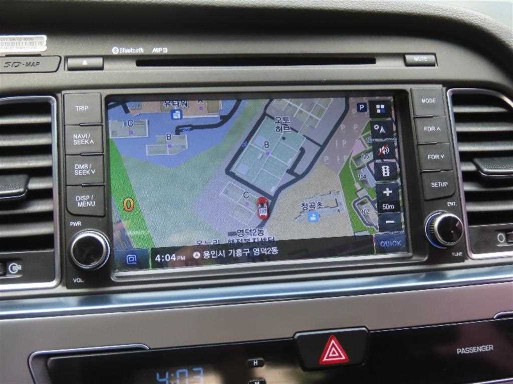HYUNDAI Sonata - Vista 8