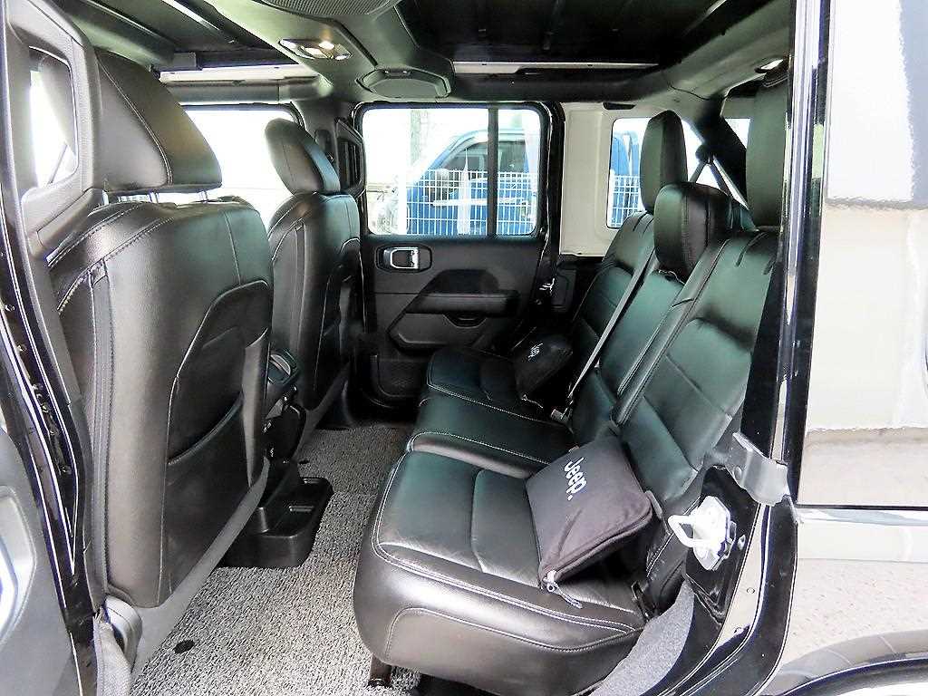 Jeep Wrangler - Vista 6