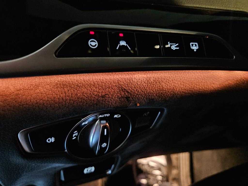 Mercedes Benz S Class - Vista 10