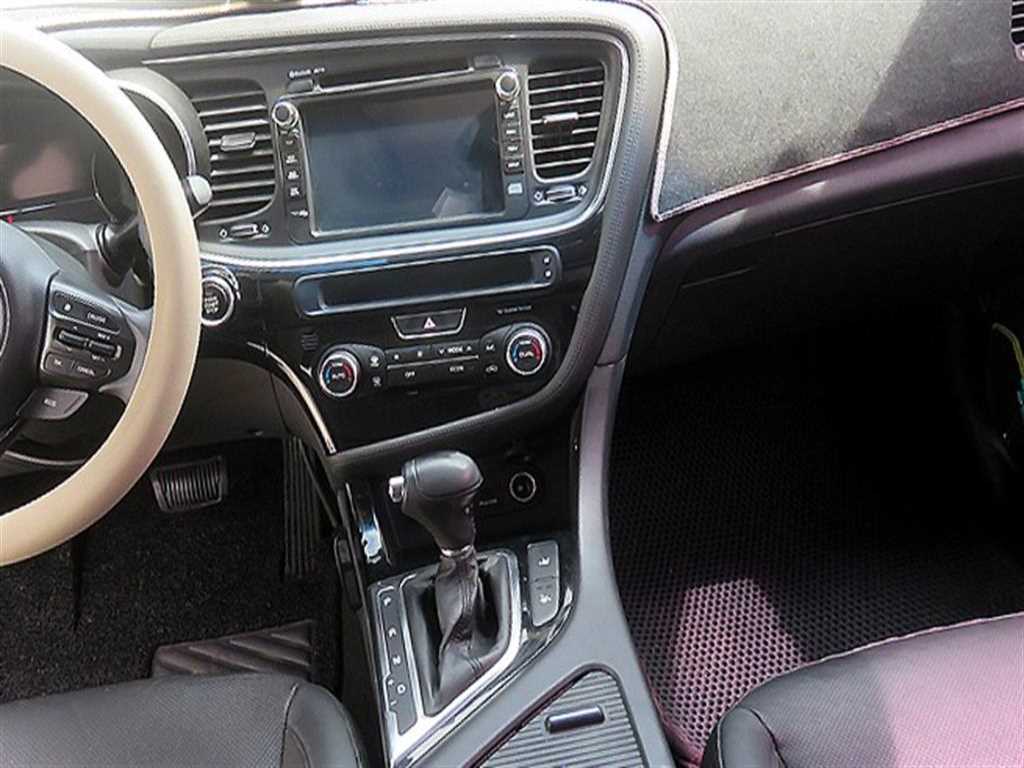 KIA K5 - Vista 12