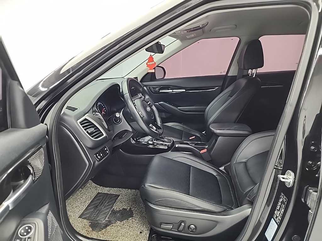 KIA Seltos - Vista 11