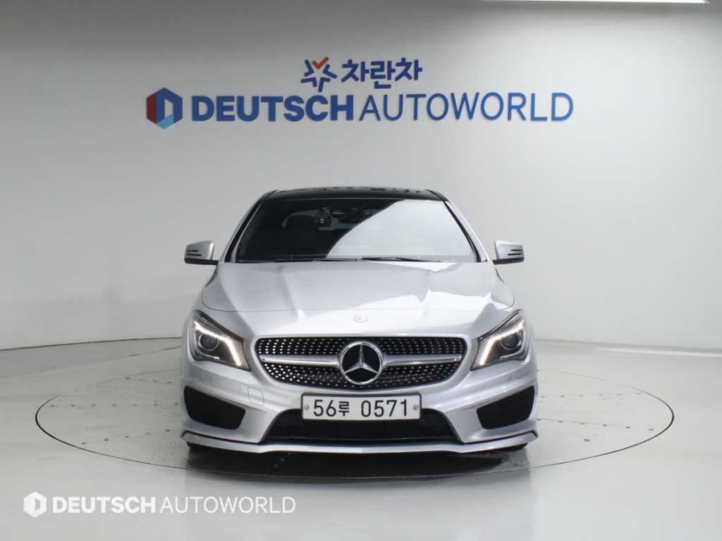 Mercedes Benz CLA Class - Vista 3
