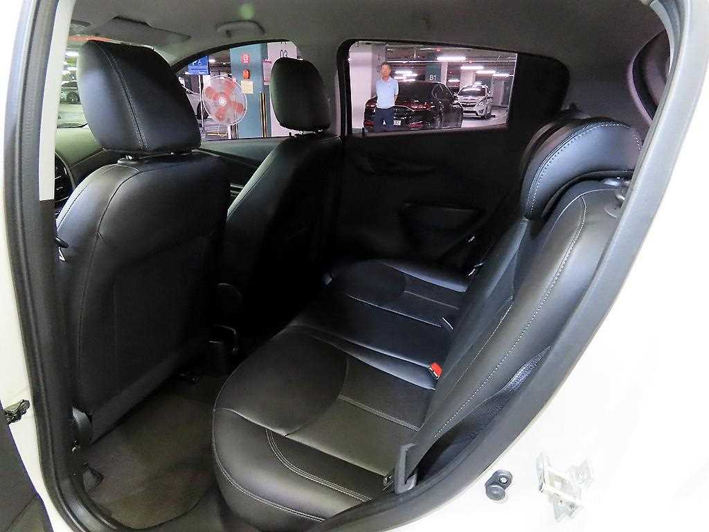 Chevrolet Spark - Vista 7