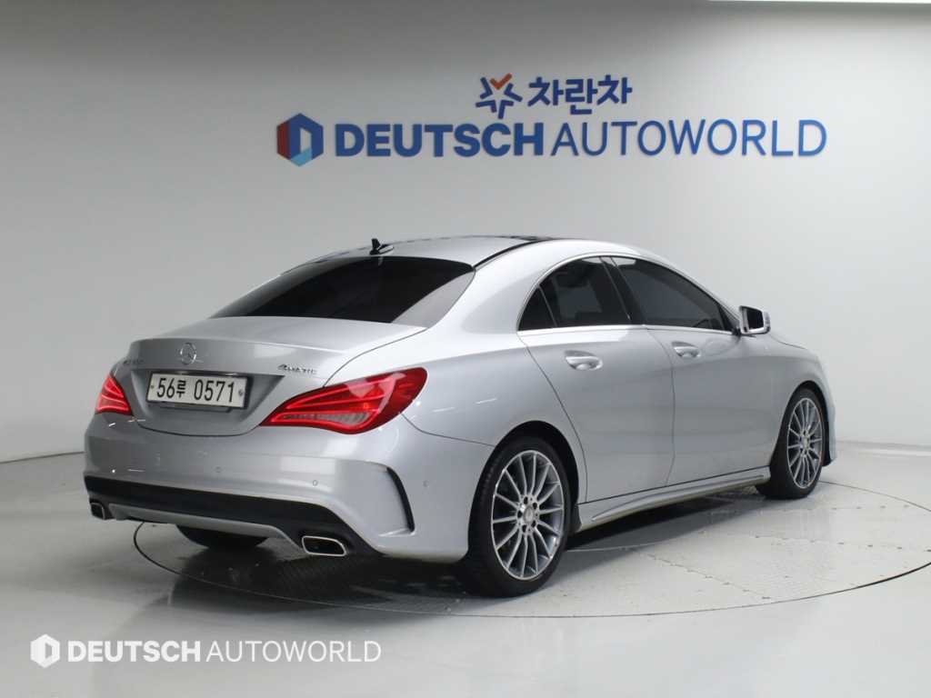 Mercedes Benz CLA Class - Vista 2