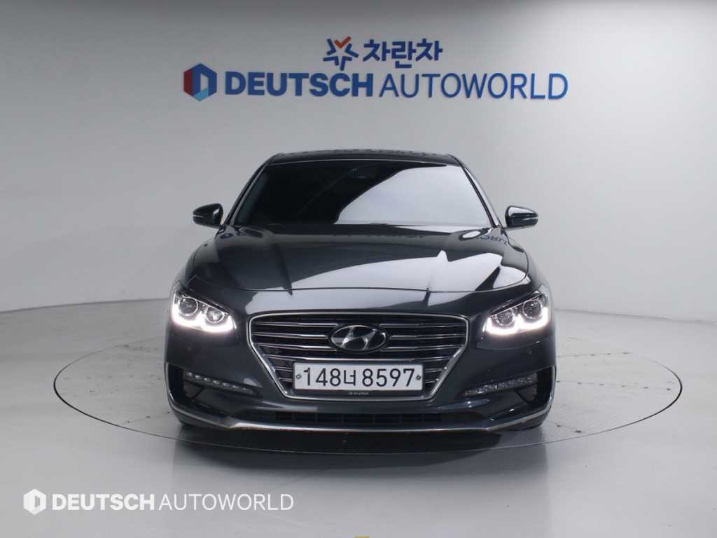 HYUNDAI Grandeur - Vista 3