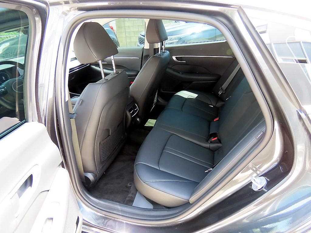 HYUNDAI Sonata - Vista 6