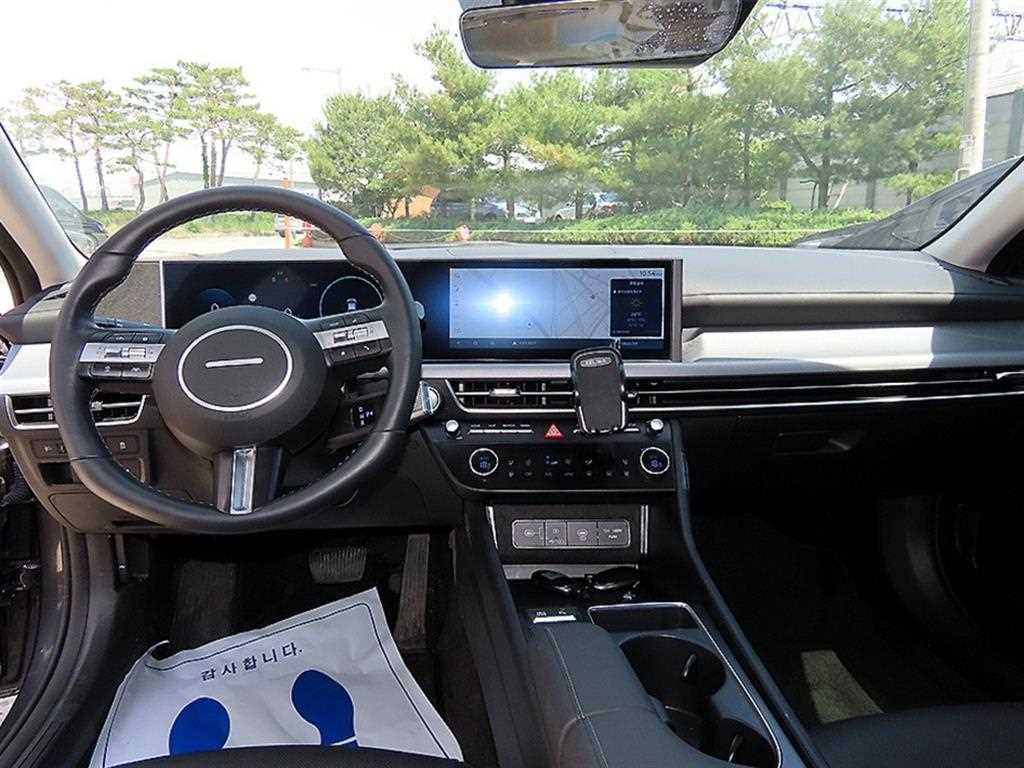 HYUNDAI Sonata - Vista 7