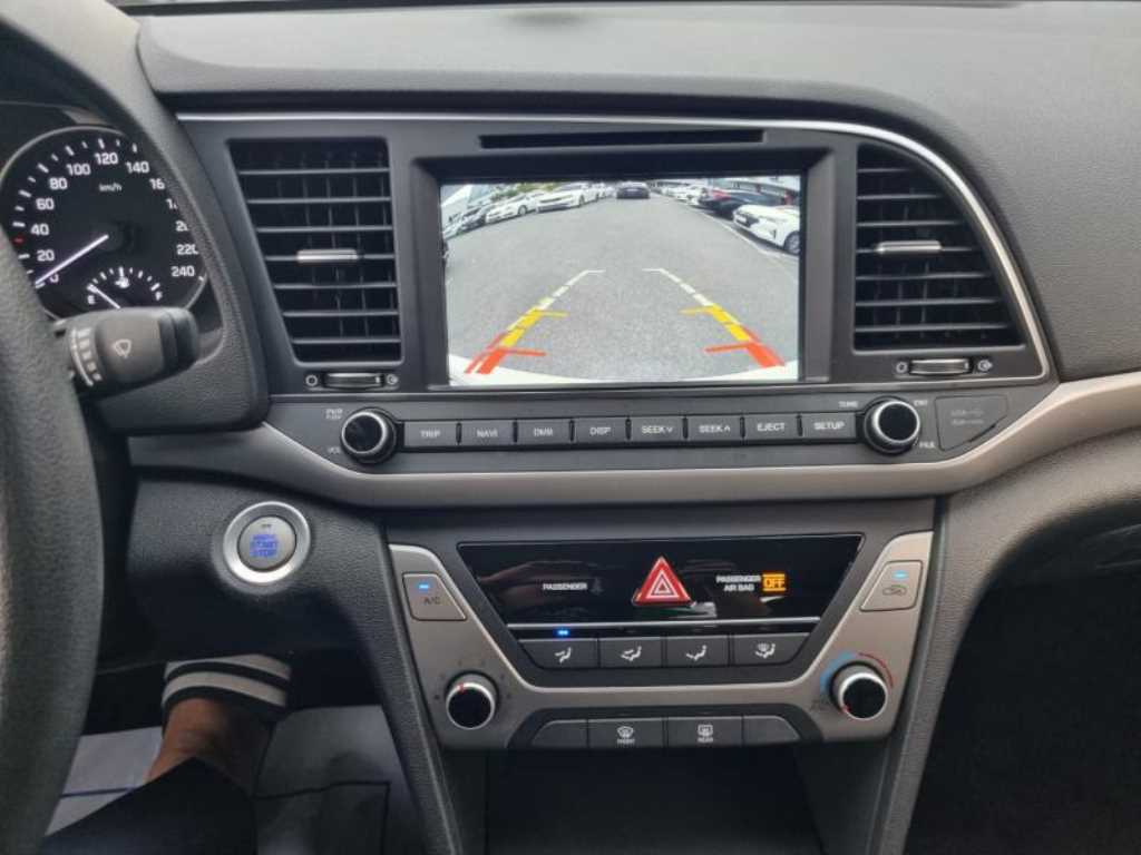 HYUNDAI Avante 2017 Blanco - Importación desde Corea - HF Imports Iquique - Foto 14