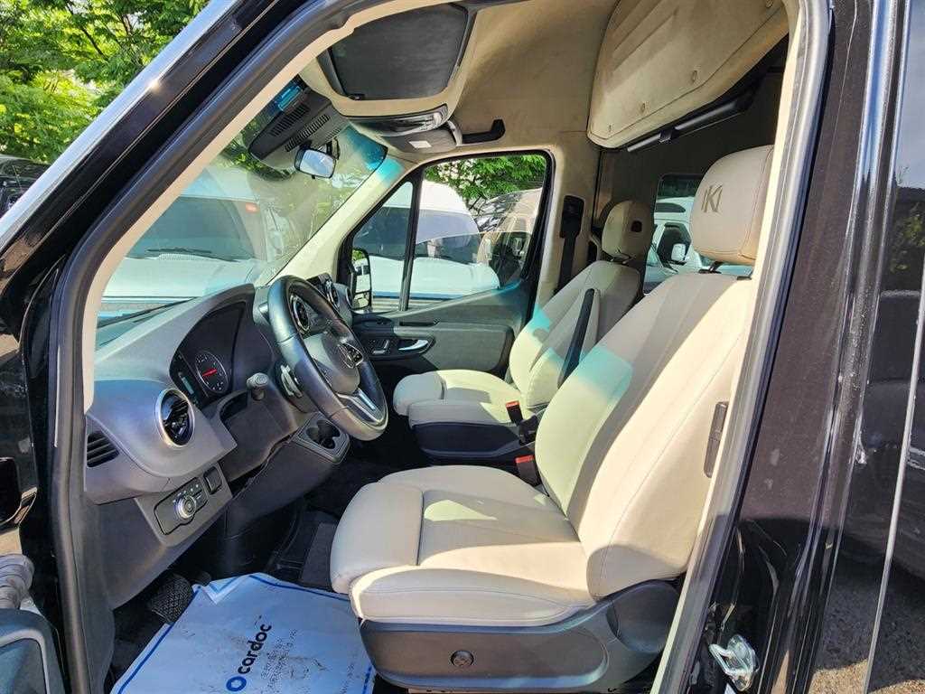Mercedes Benz Sprinter - Vista 12
