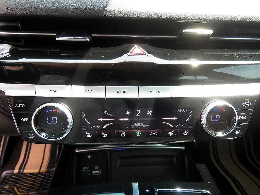 Genesis G80 2021 Blanco - Importación desde Corea - HF Imports Iquique - Foto 14