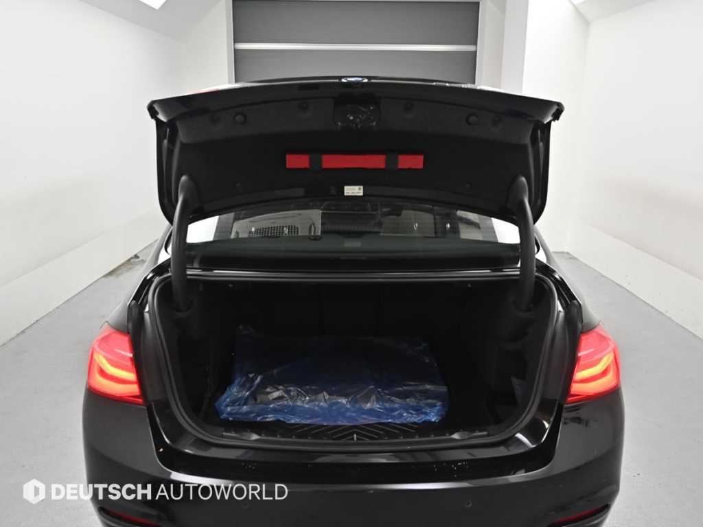 BMW 3 series 2018 Negro - Importación desde Corea - HF Imports Iquique - Foto 19
