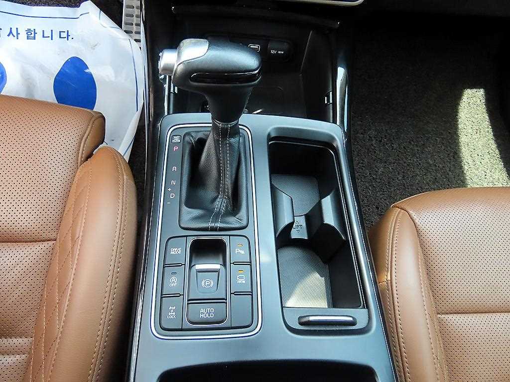 KIA Sorento - Vista 11
