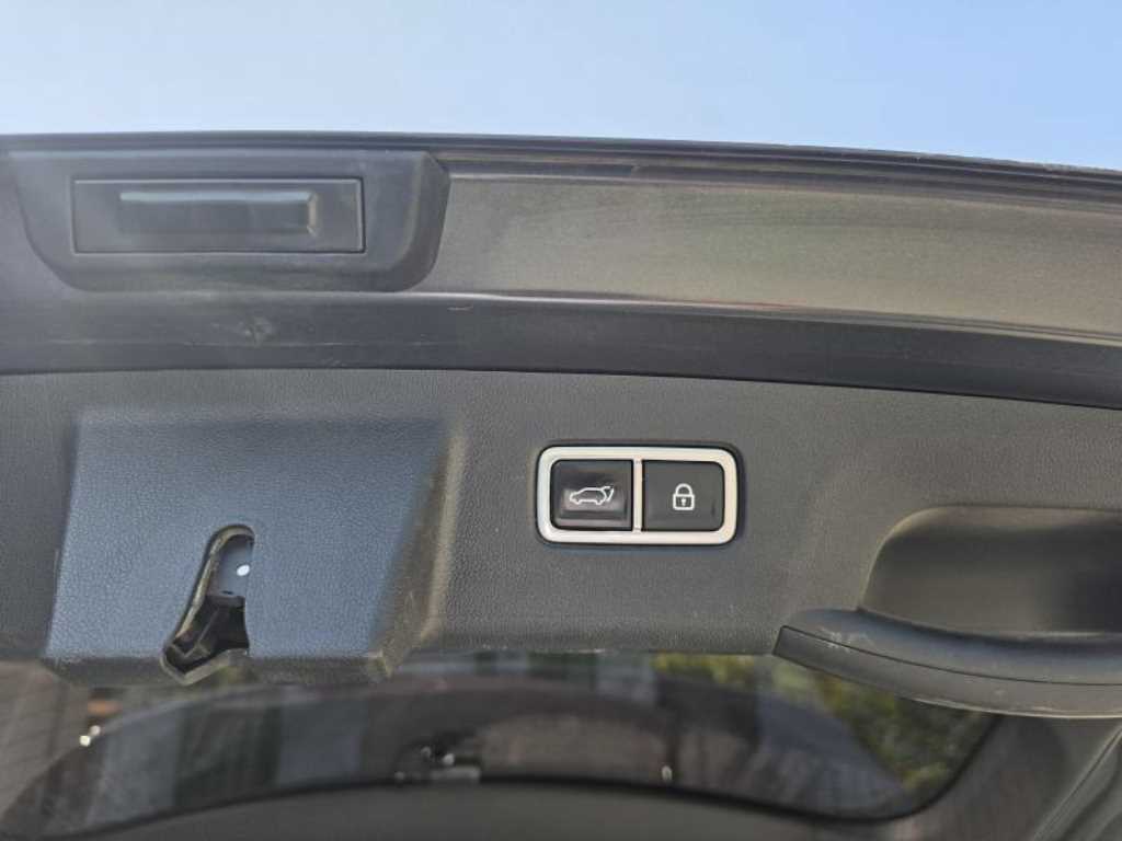 KIA Sorento - Vista 4