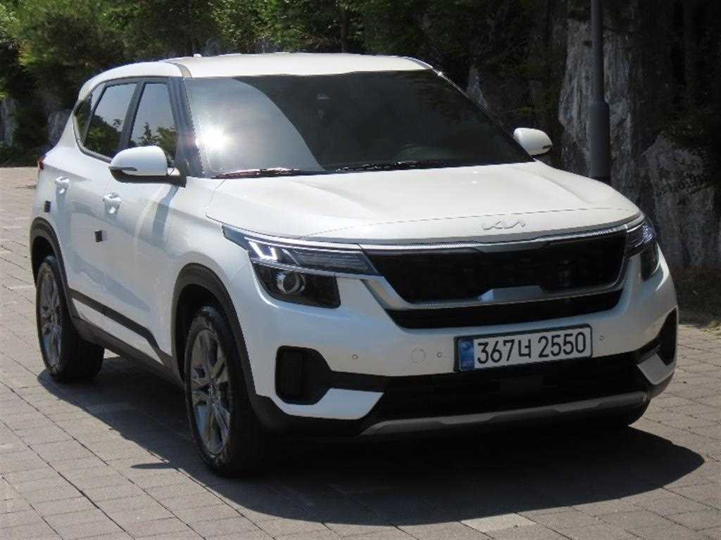 KIA Seltos - Vista 2