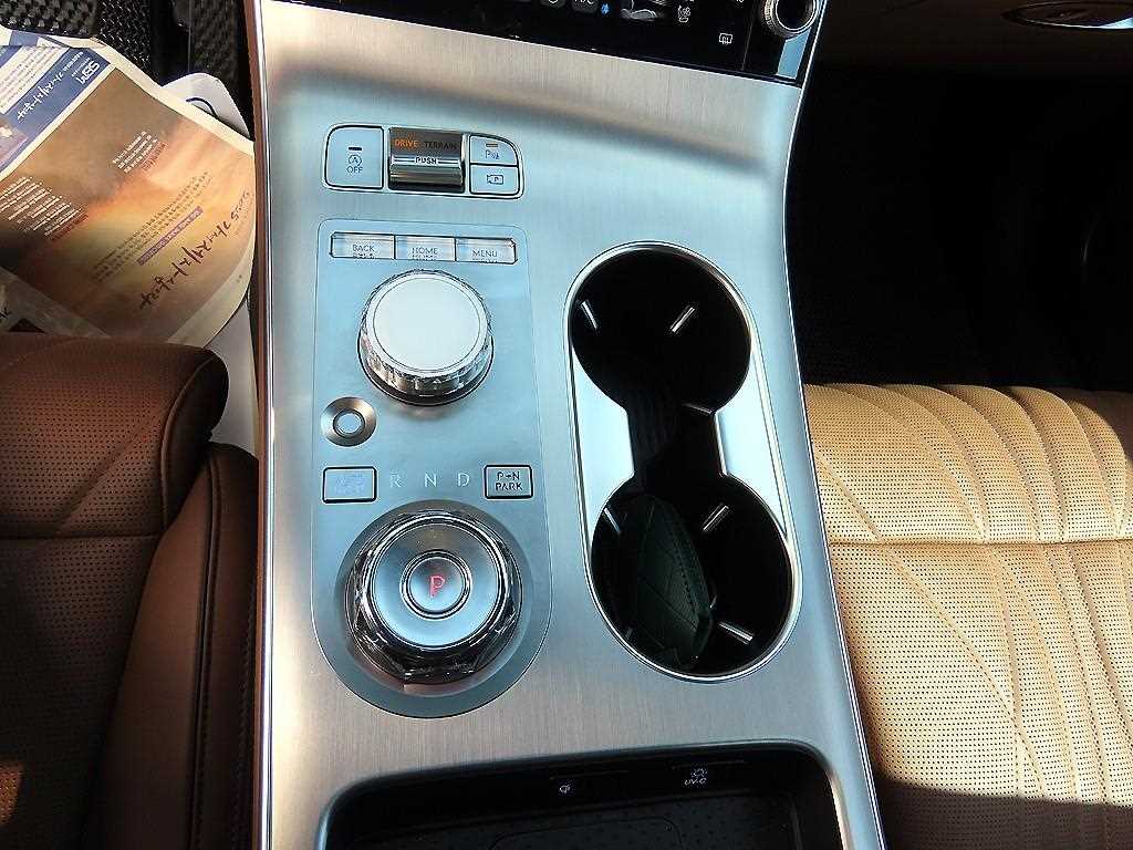 Genesis GV70 - Vista 11
