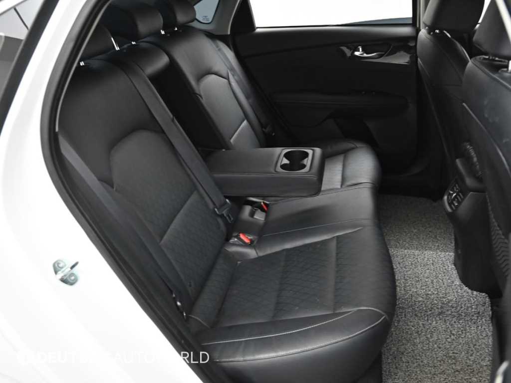 KIA K3 - Vista 12