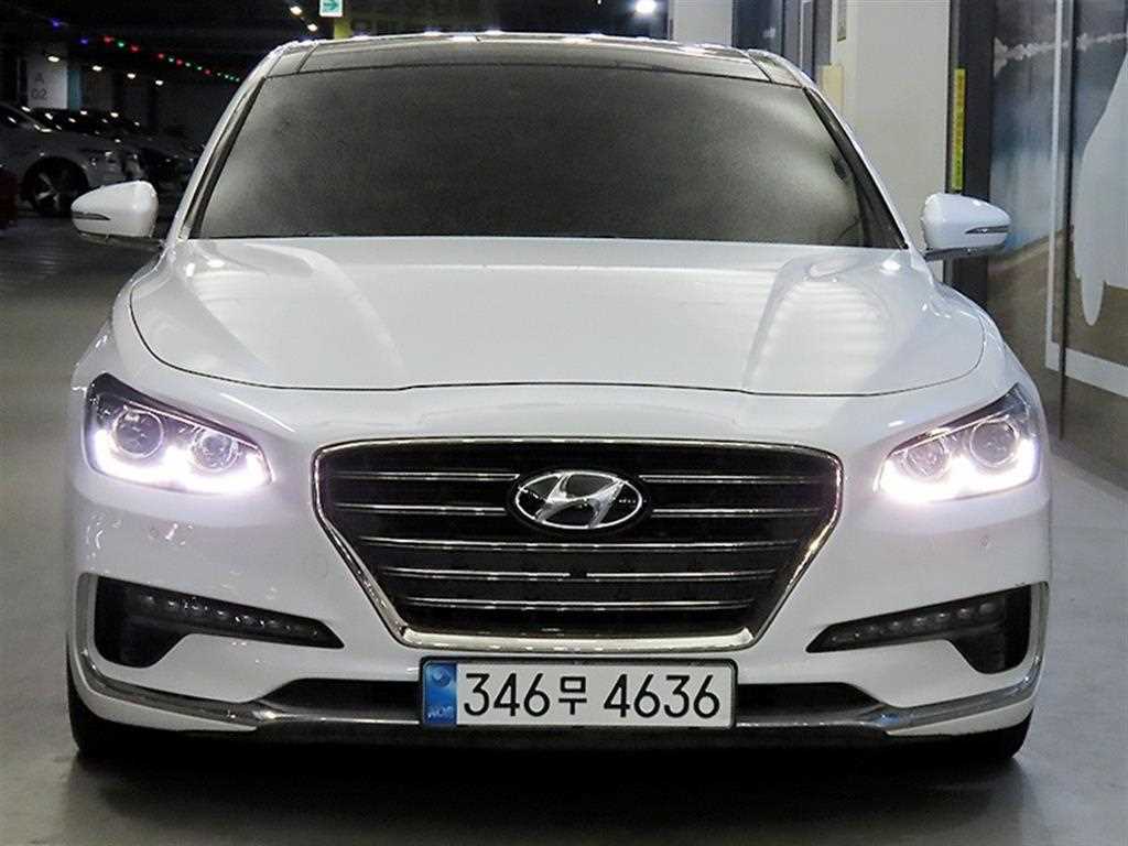 HYUNDAI Grandeur - Vista 2