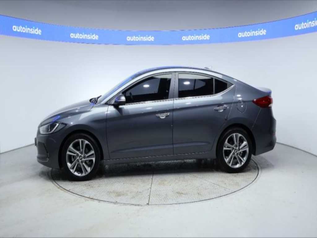 HYUNDAI Avante - Vista 2