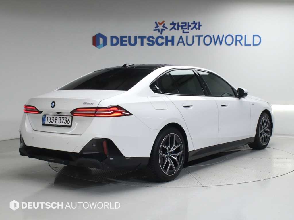 BMW 5 Series - Vista 2