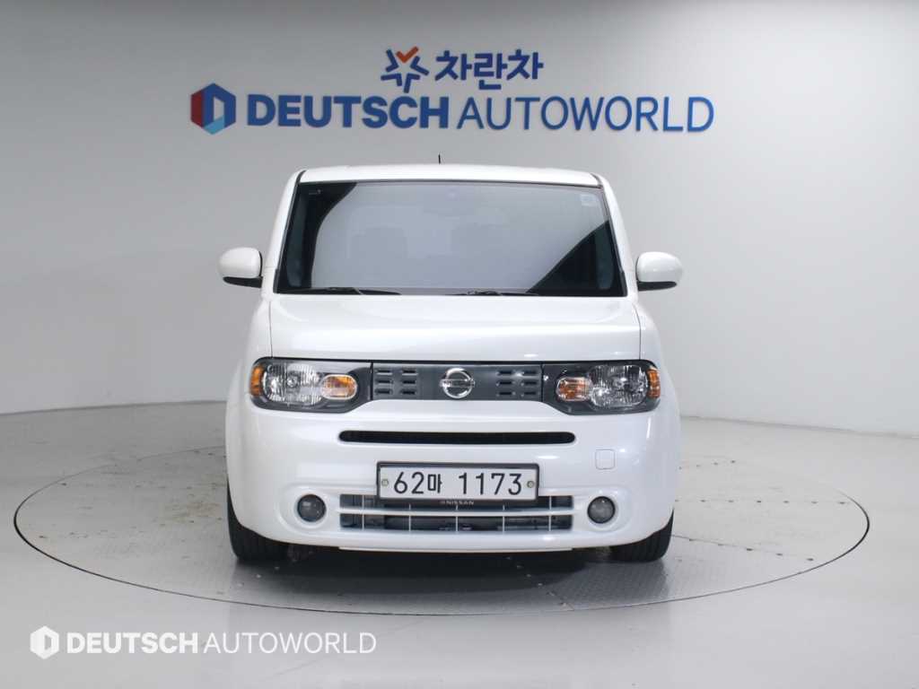 Nissan Cube - Vista 3
