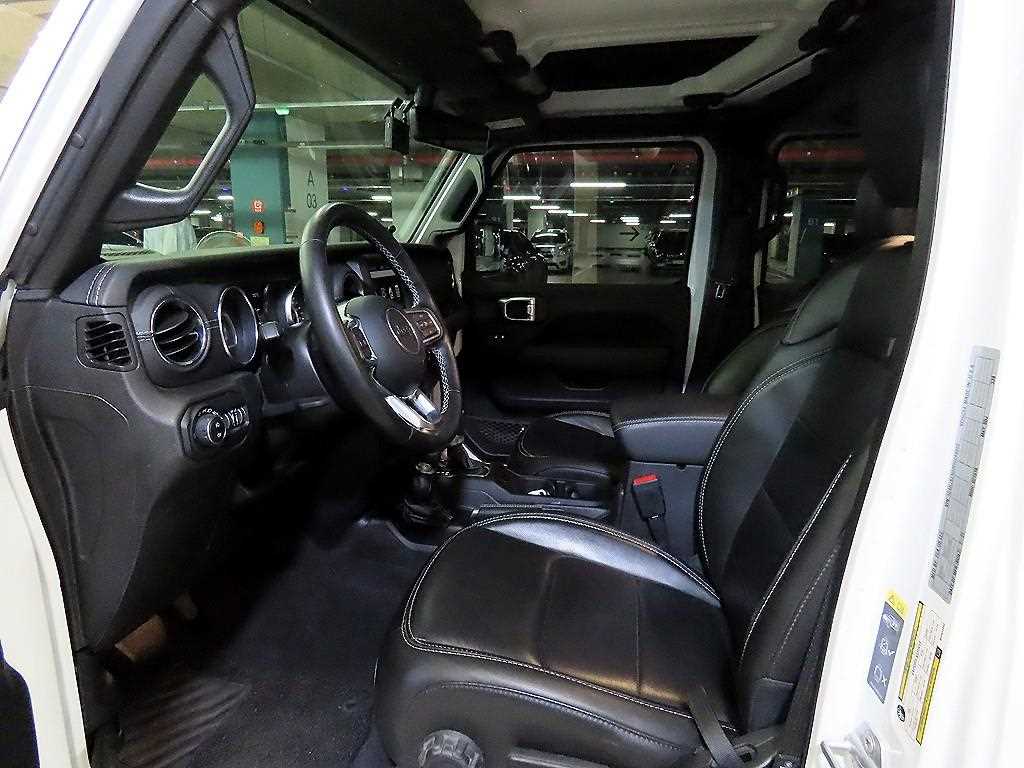 Jeep Wrangler - Vista 6