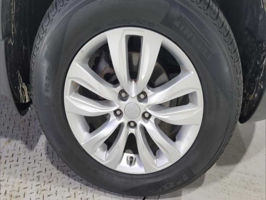 KIA Sorento - Vista 9