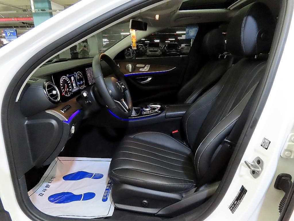Mercedes Benz E class - Vista 6