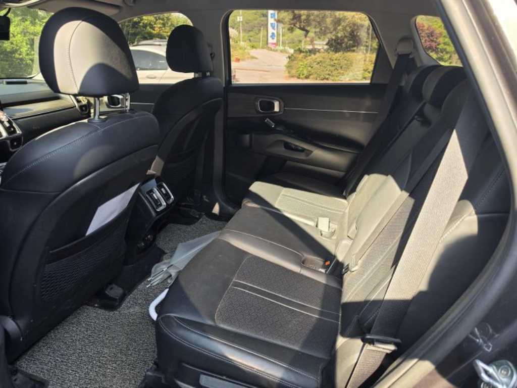 KIA Sorento - Vista 5