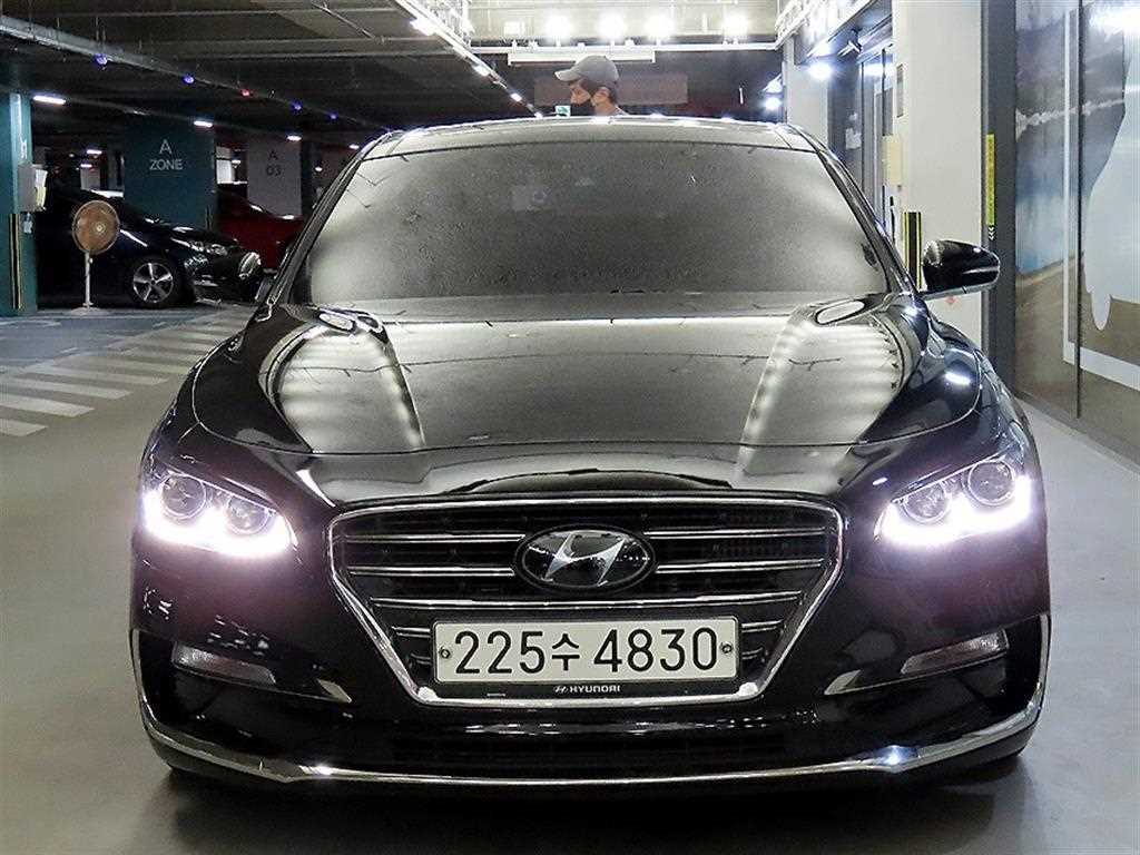 HYUNDAI Grandeur - Vista 2