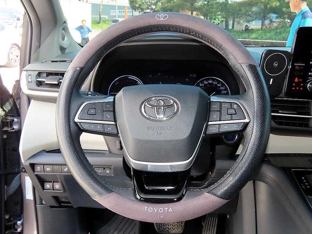 Toyota Siena - Vista 8