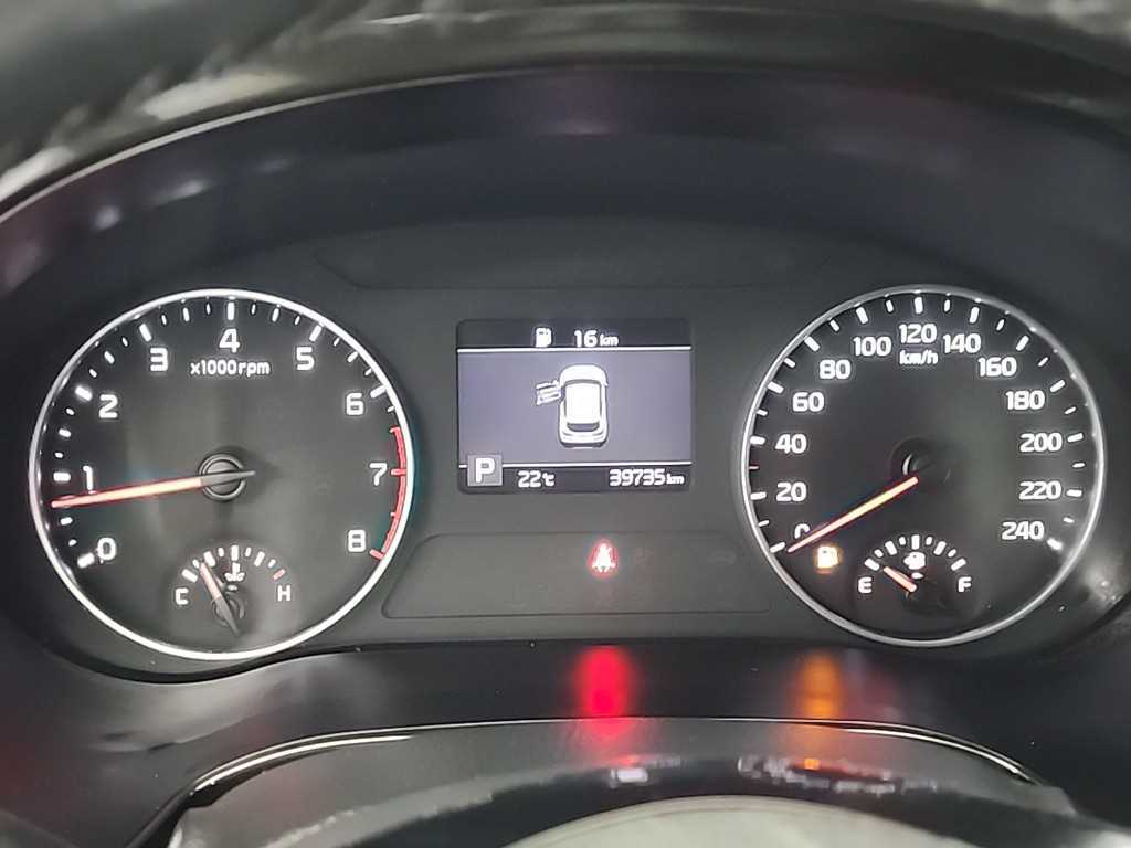 KIA Seltos - Vista 6