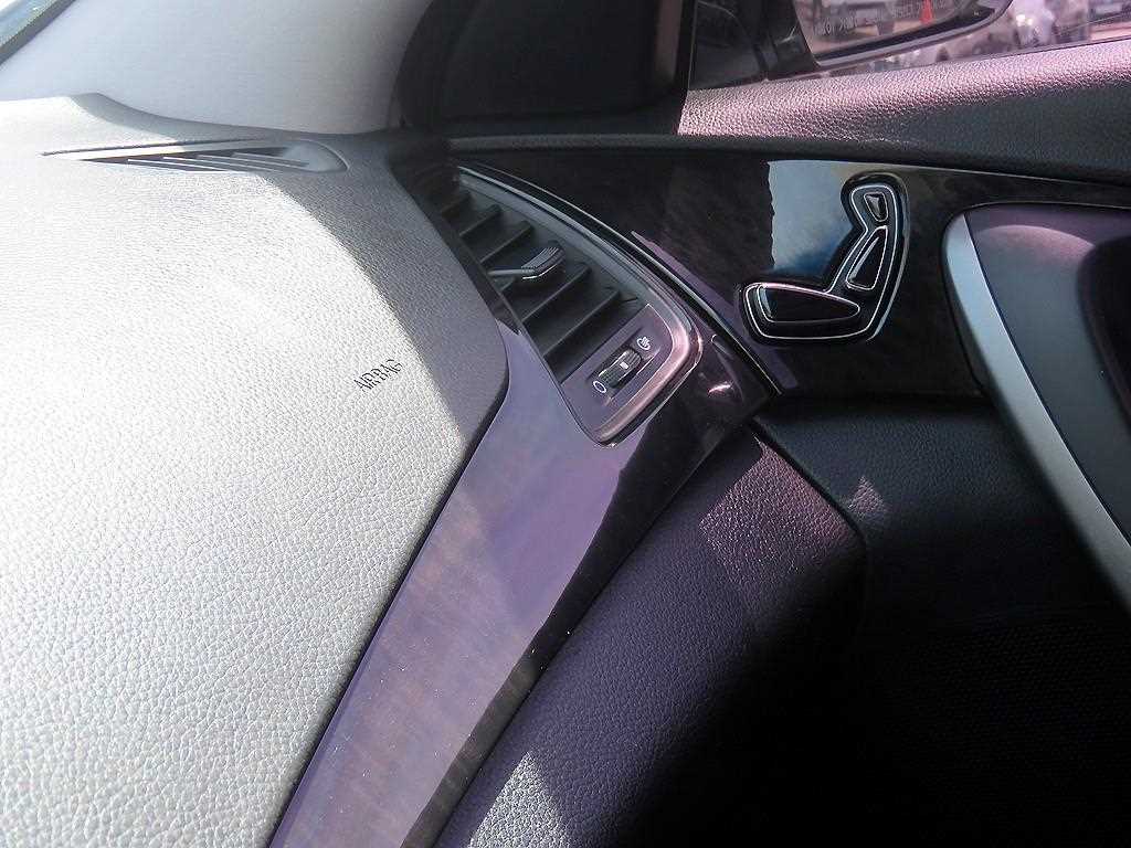 HYUNDAI Grandeur - Vista 12