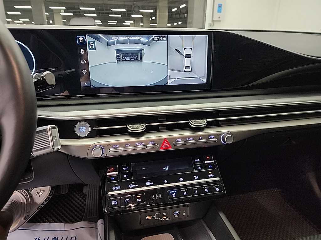 HYUNDAI Grandeur - Vista 10
