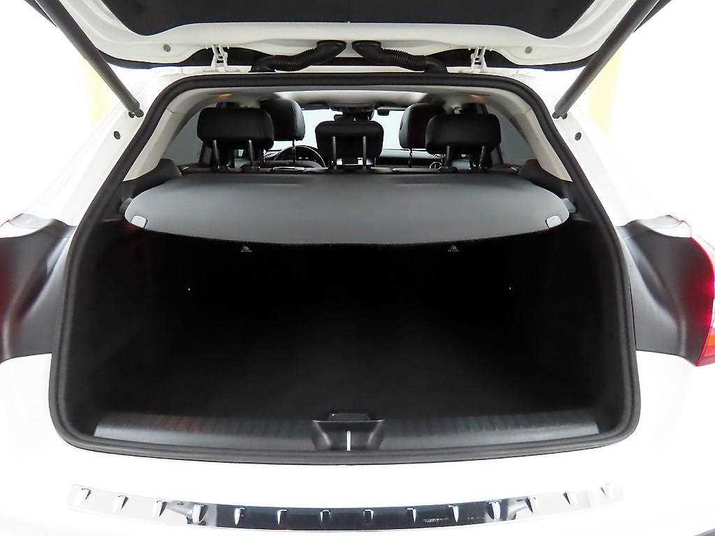 Mercedes Benz GLA Class 2019 Blanco - Importación desde Corea - HF Imports Iquique - Foto 18