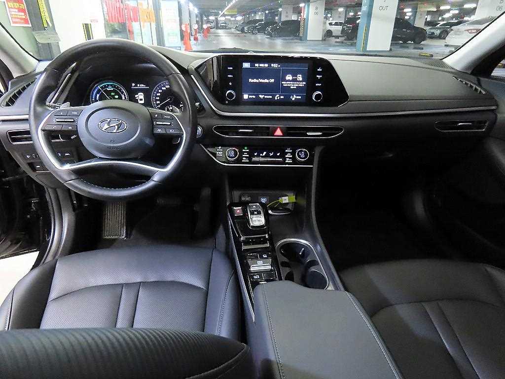HYUNDAI Sonata - Vista 10