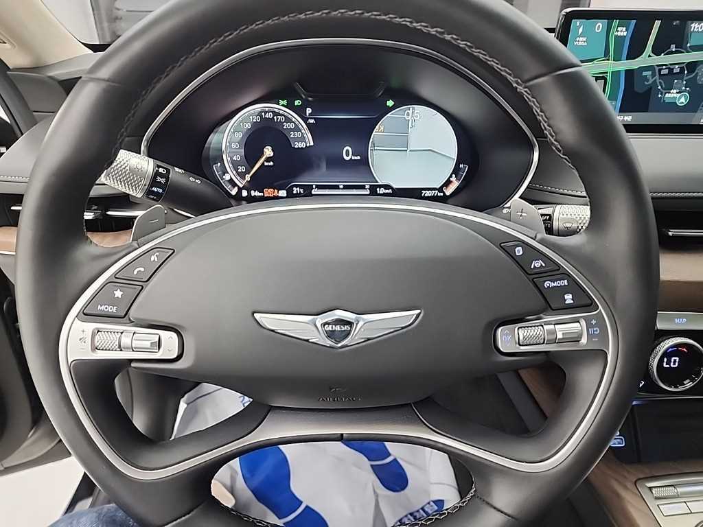 Genesis G80 - Vista 10