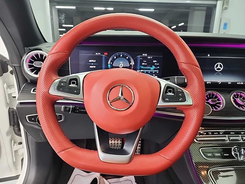 Mercedes Benz E class - Vista 9